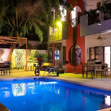 Loman Art Hotel Dakar Buitenkant foto