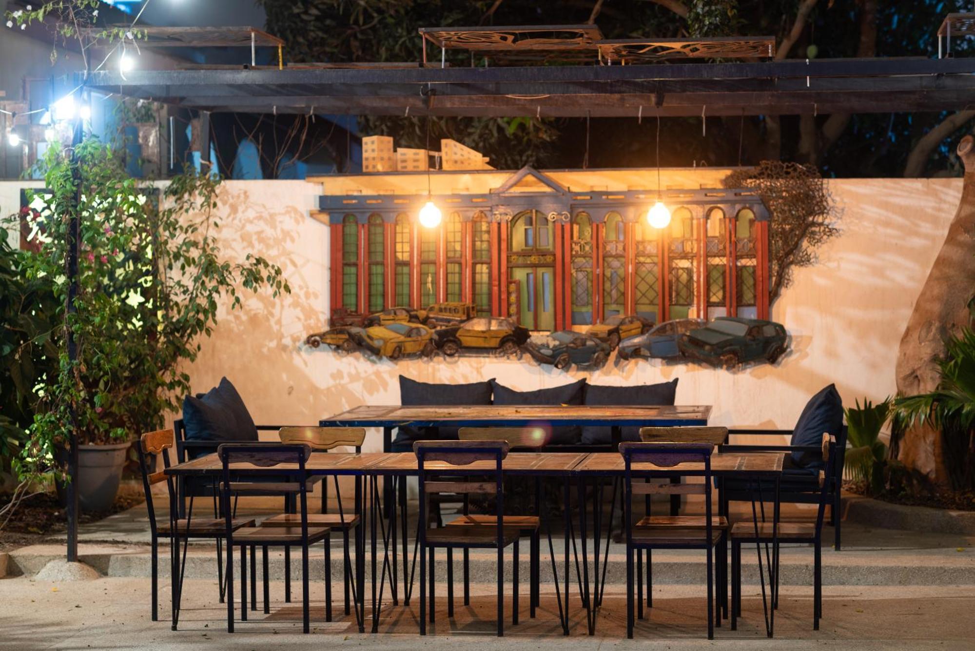 Loman Art Hotel Dakar Buitenkant foto